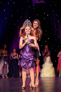 Baily Bender, 14-year-old Coconut Creek resident, was crowned Miss ARC Broward by Miss Florida USA Ashleigh Lollie